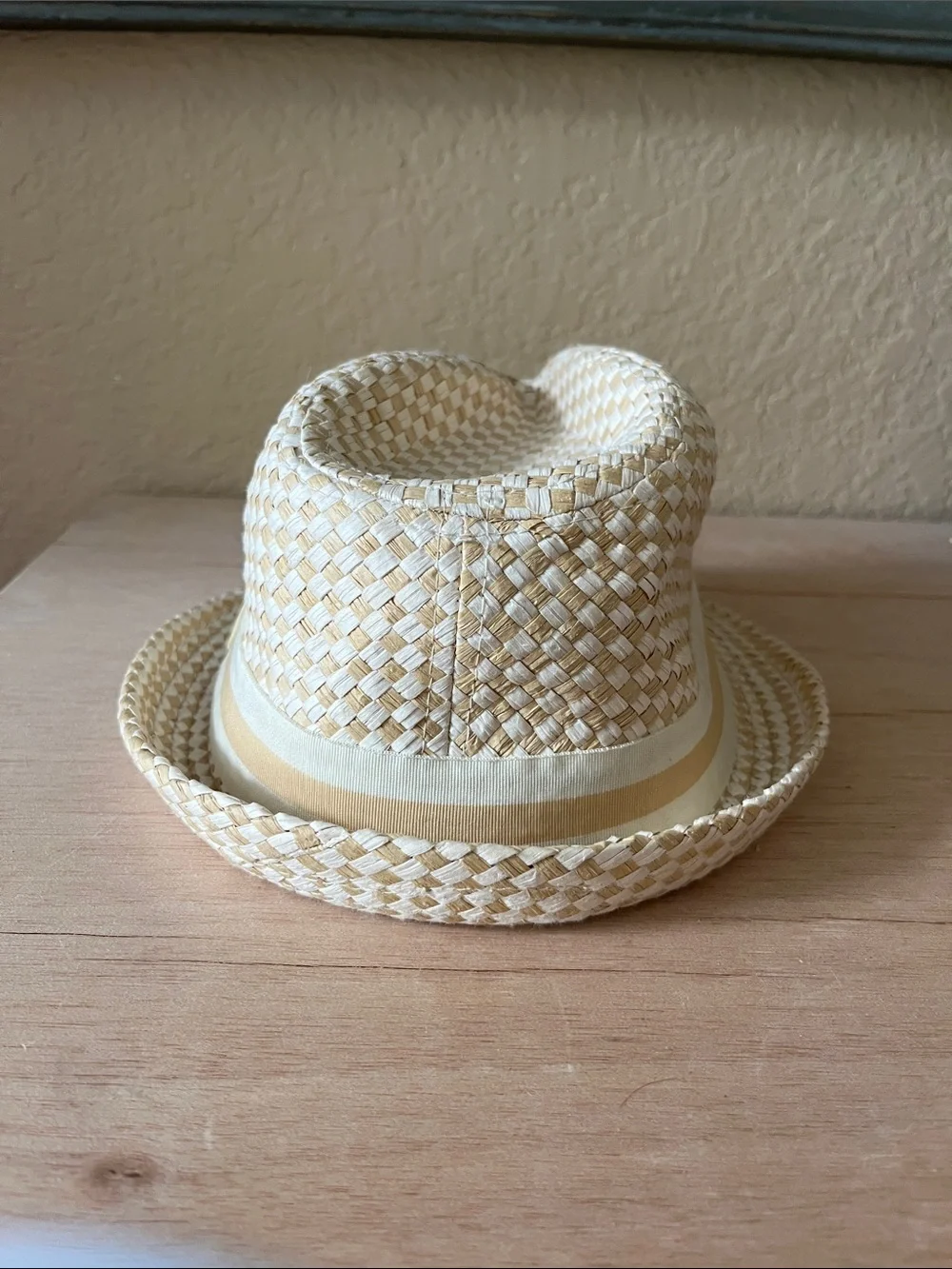 Wyatt Smyth Woven Straw Fedora Hat in Cream and Tan